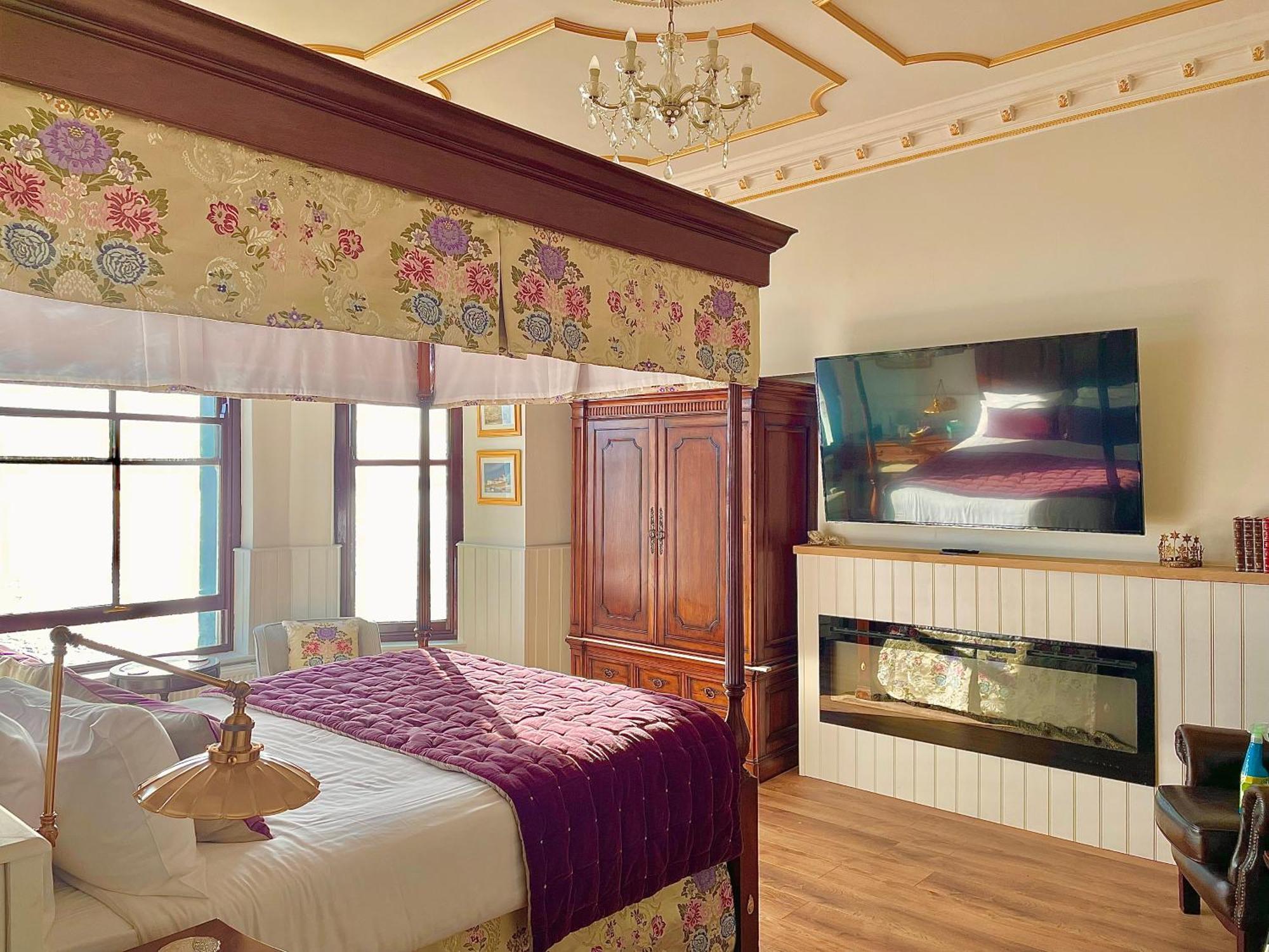 No: 1 The Esplanade Guest Accommodation. Тенби Екстериор снимка